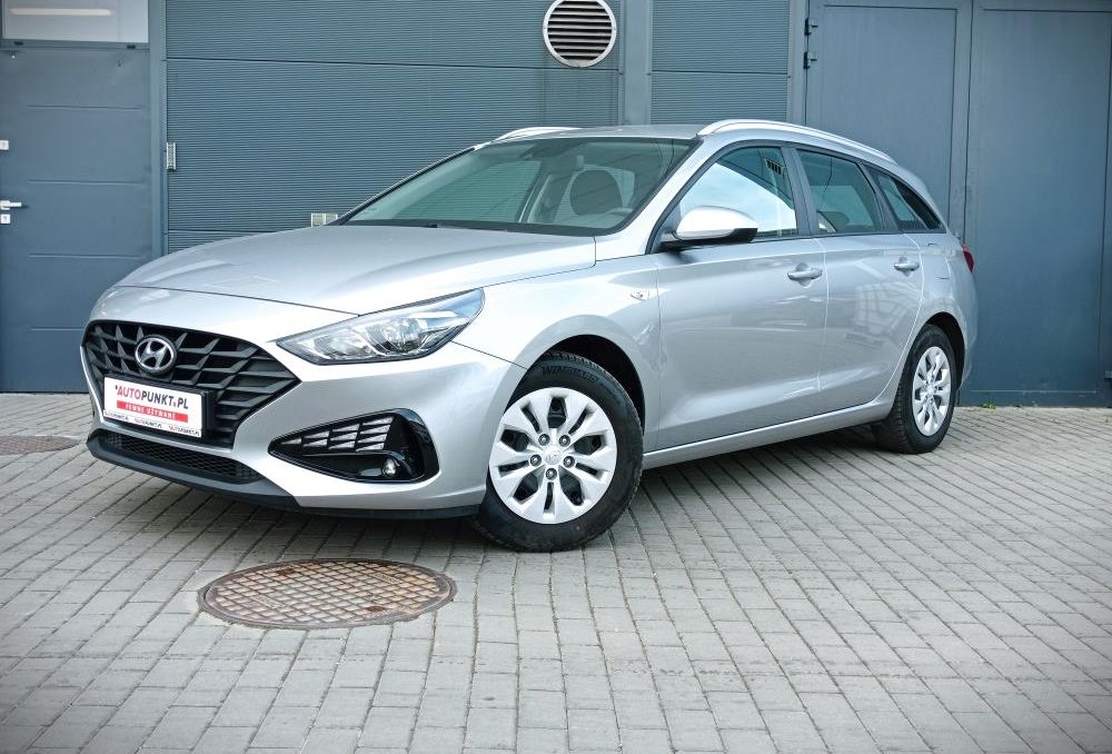 i30