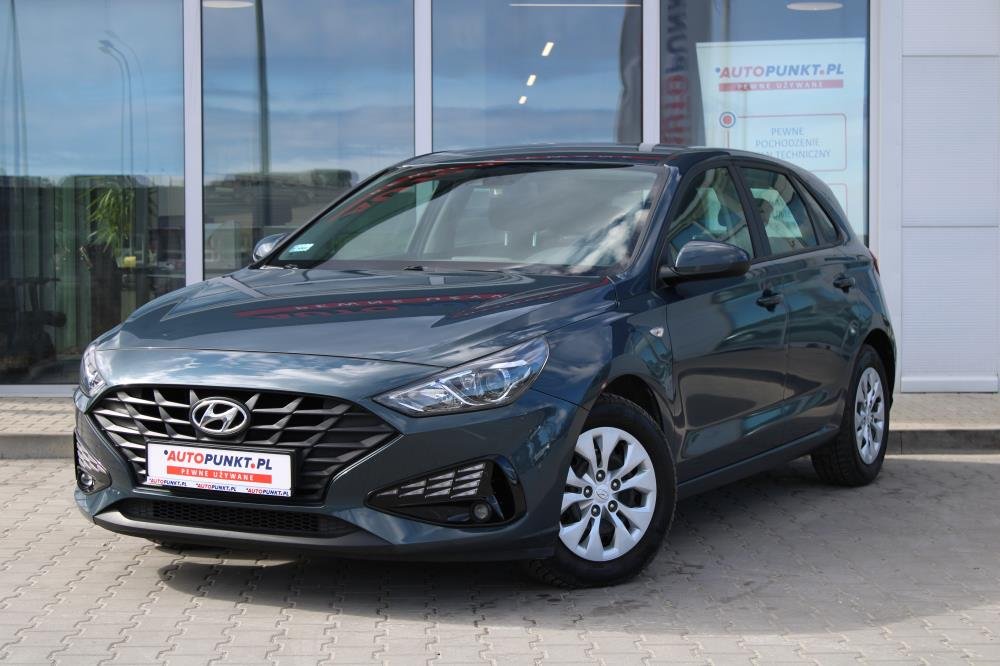 i30