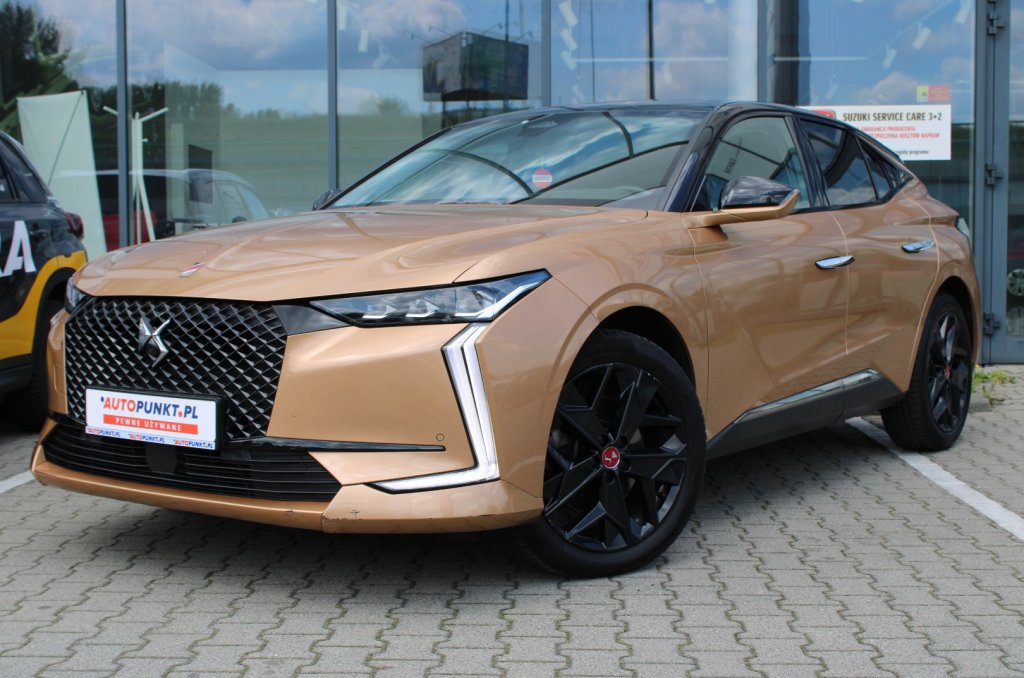 DS 4