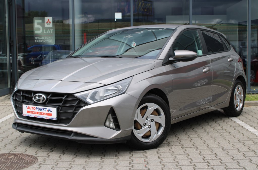 i20