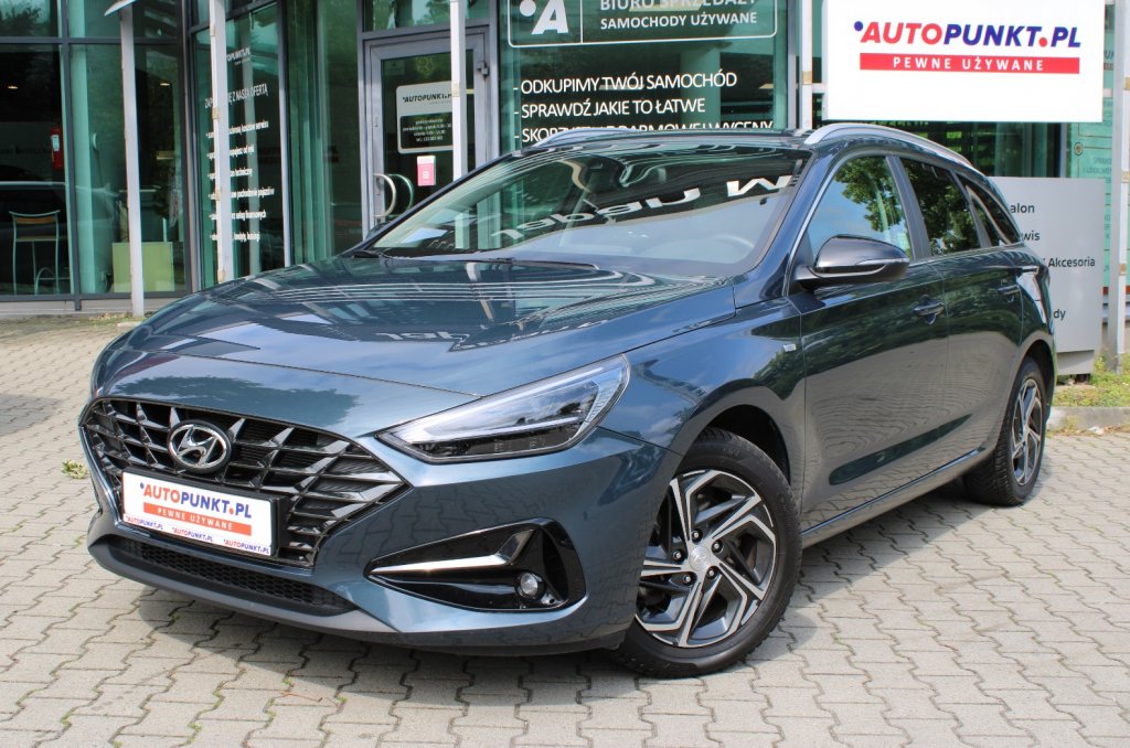 i30