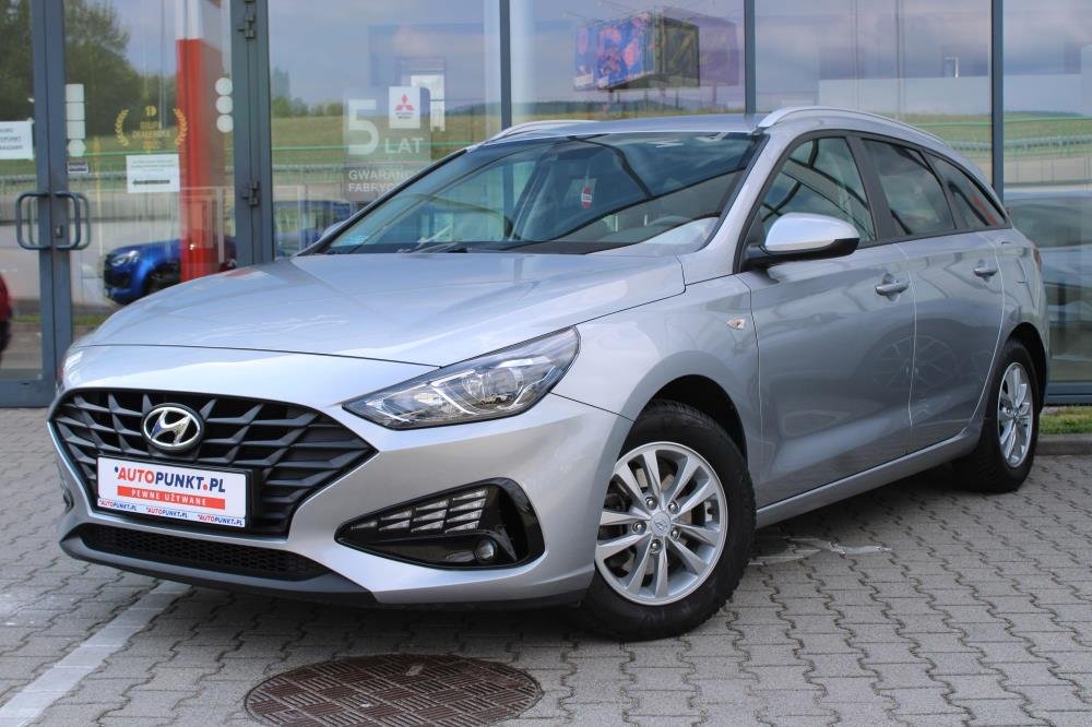 i30