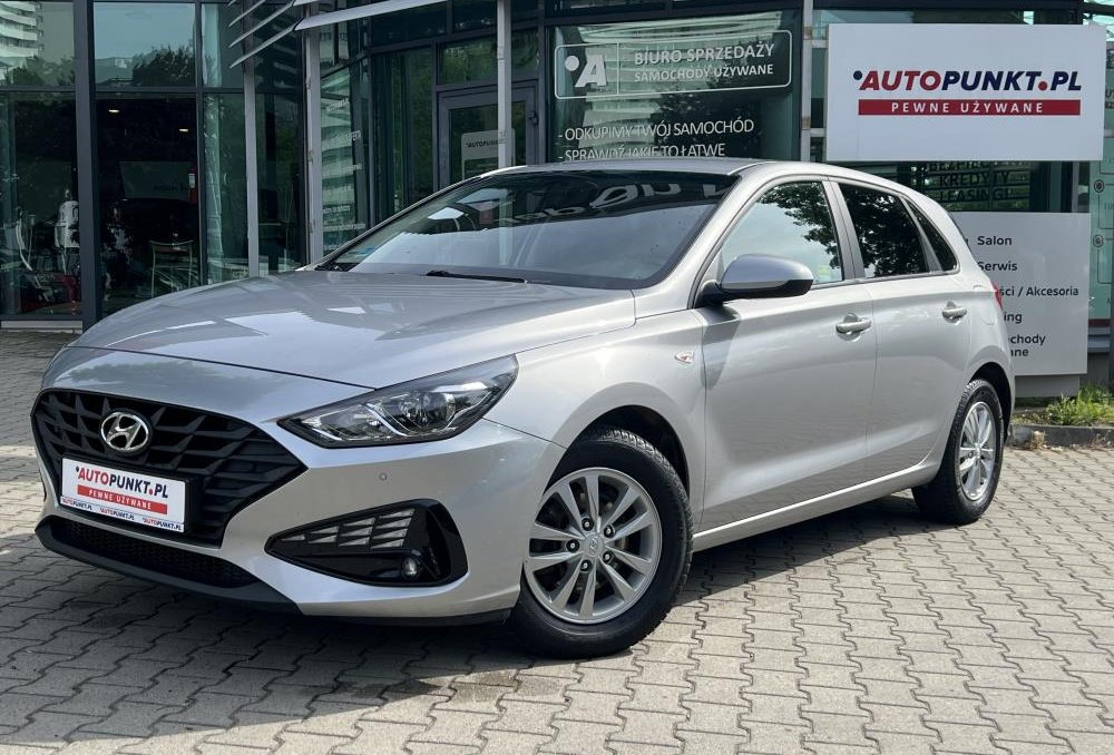 i30