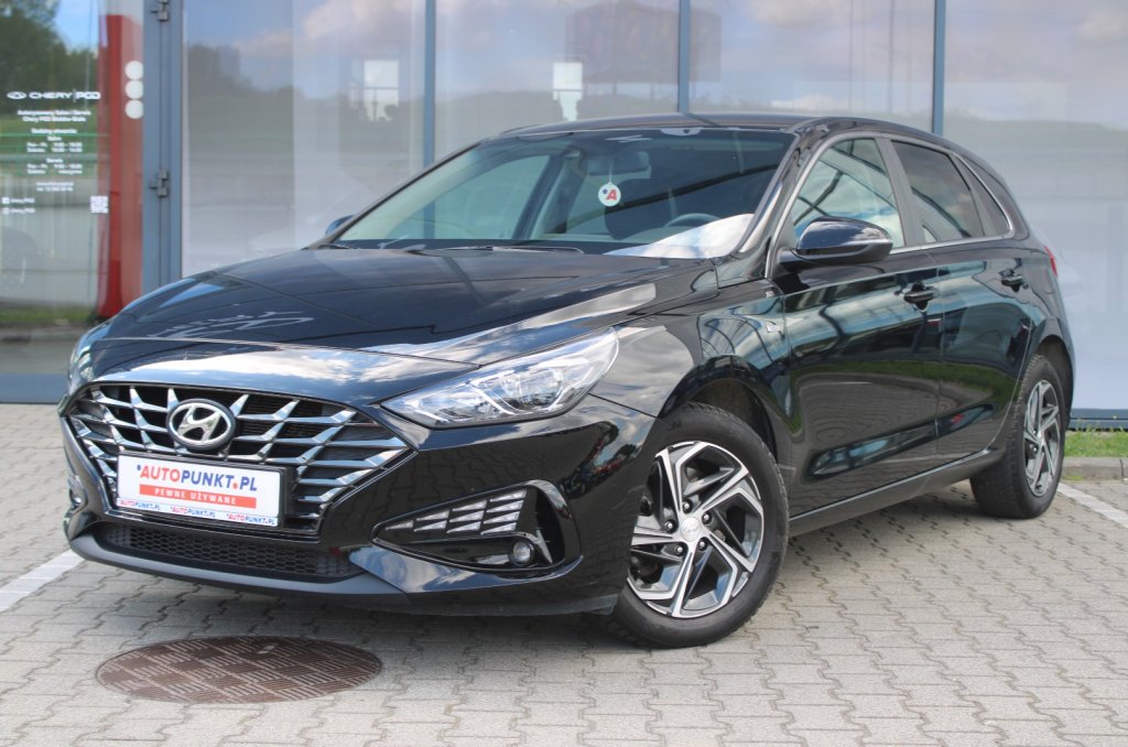 i30