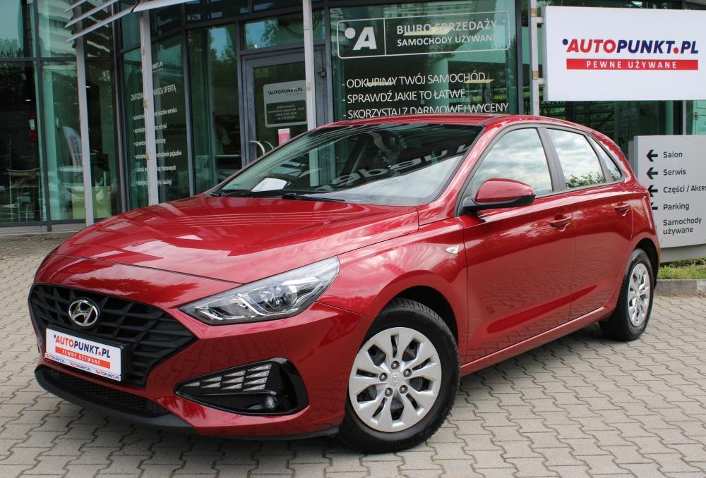 i30