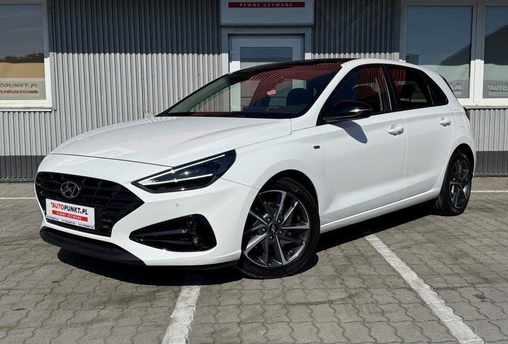 i30