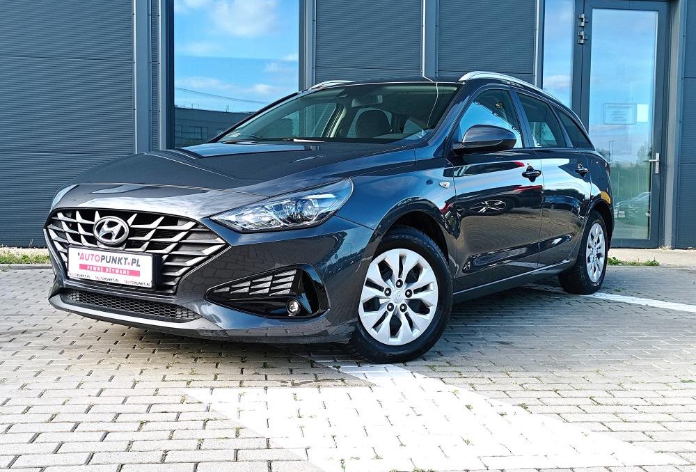 i30