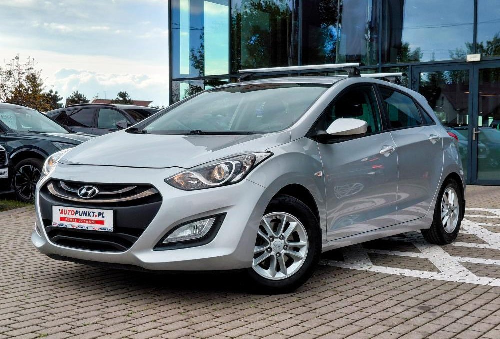 i30