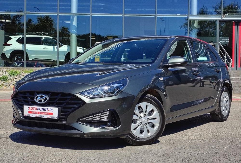 i30