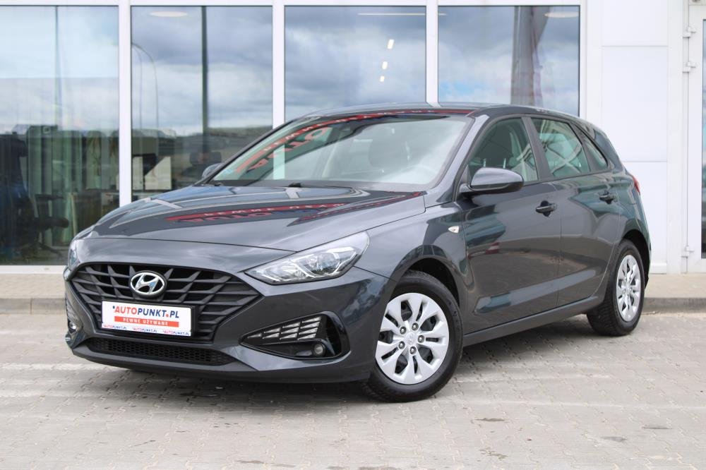 i30
