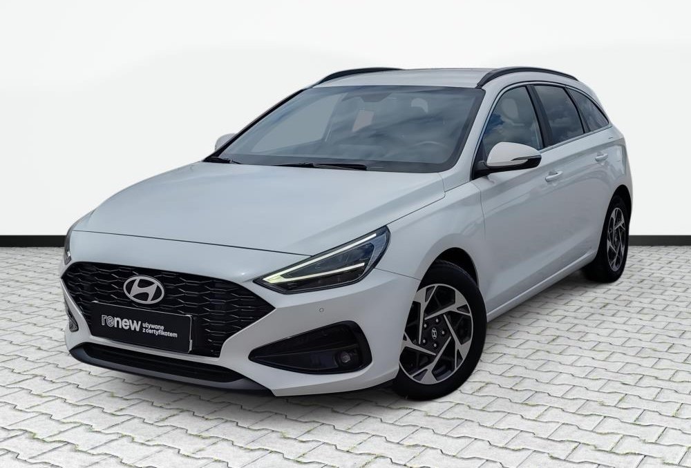 i30