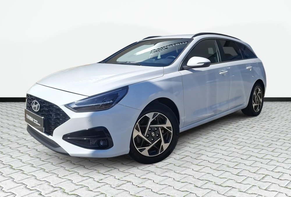 i30