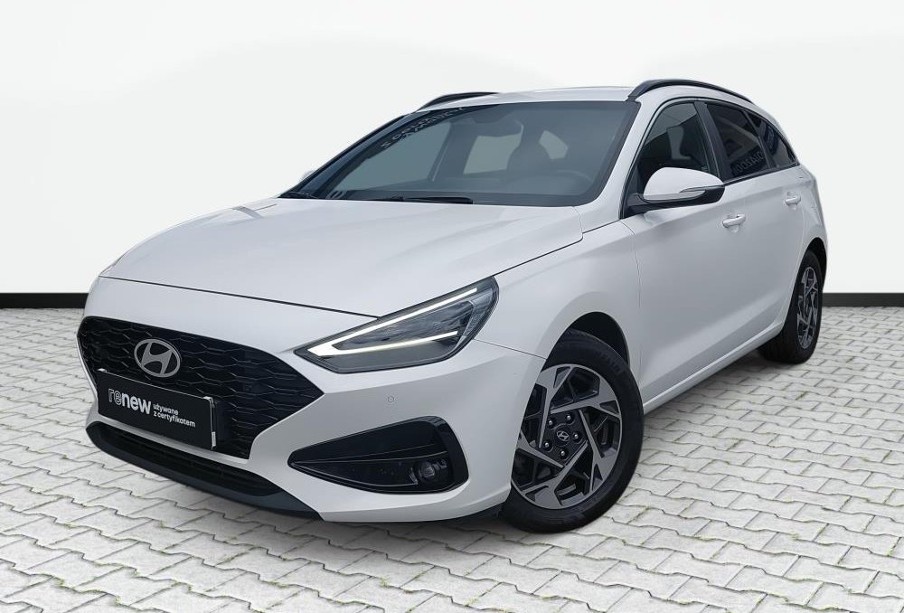 i30