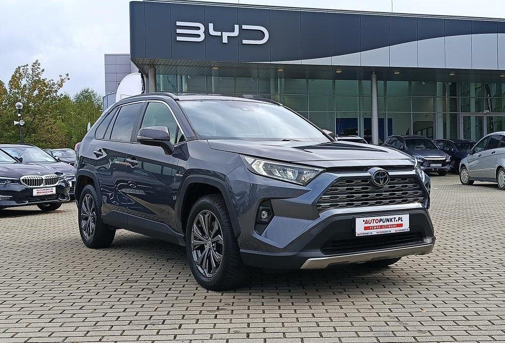 RAV 4