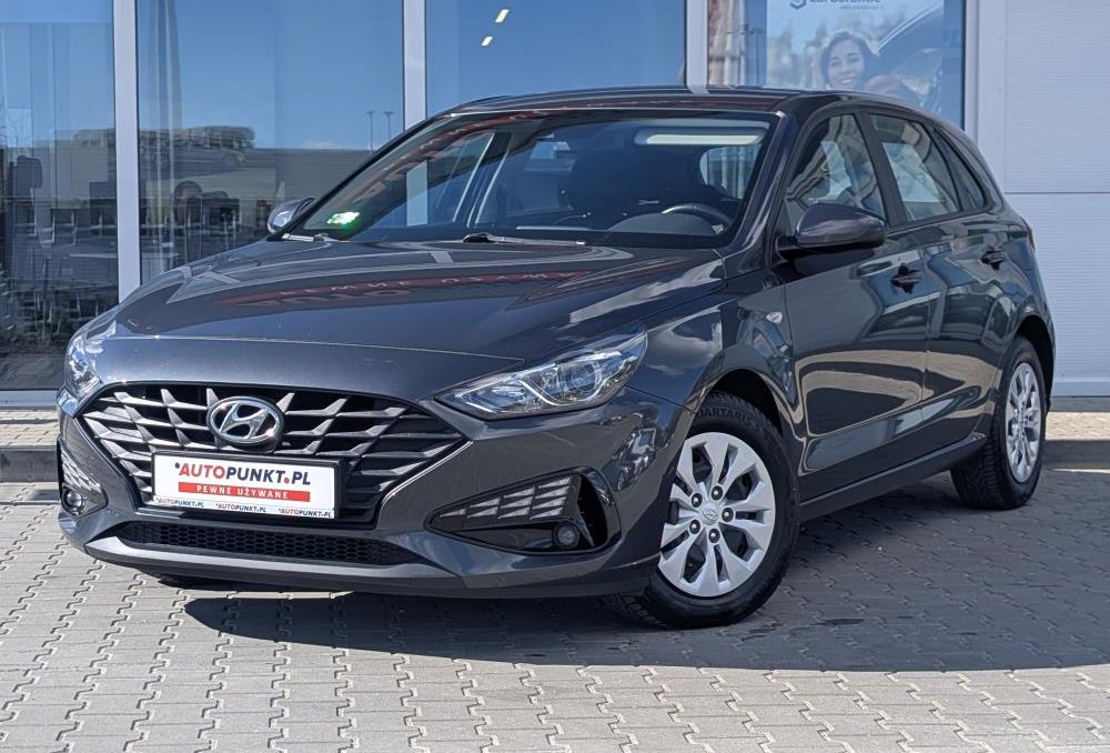 i30