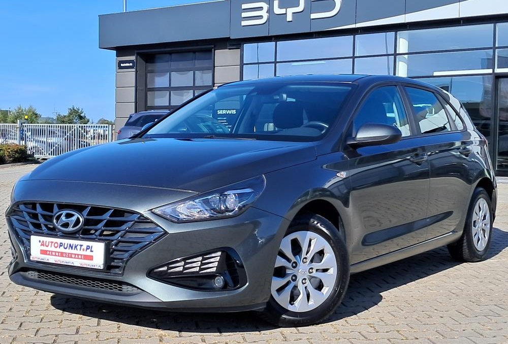 i30