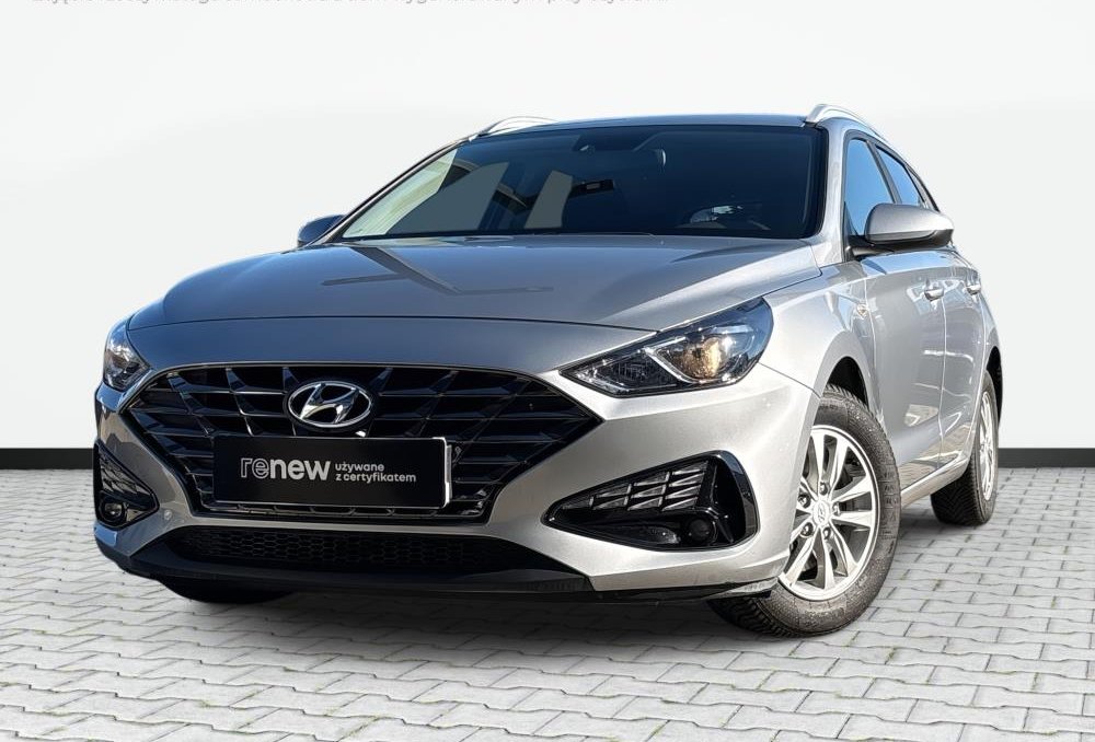 i30